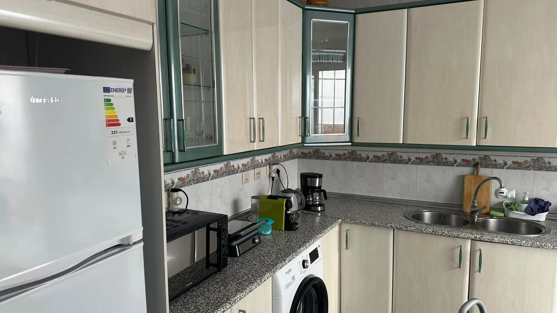 Almeria Centro Habitacion Privada En Apartamento Compartido