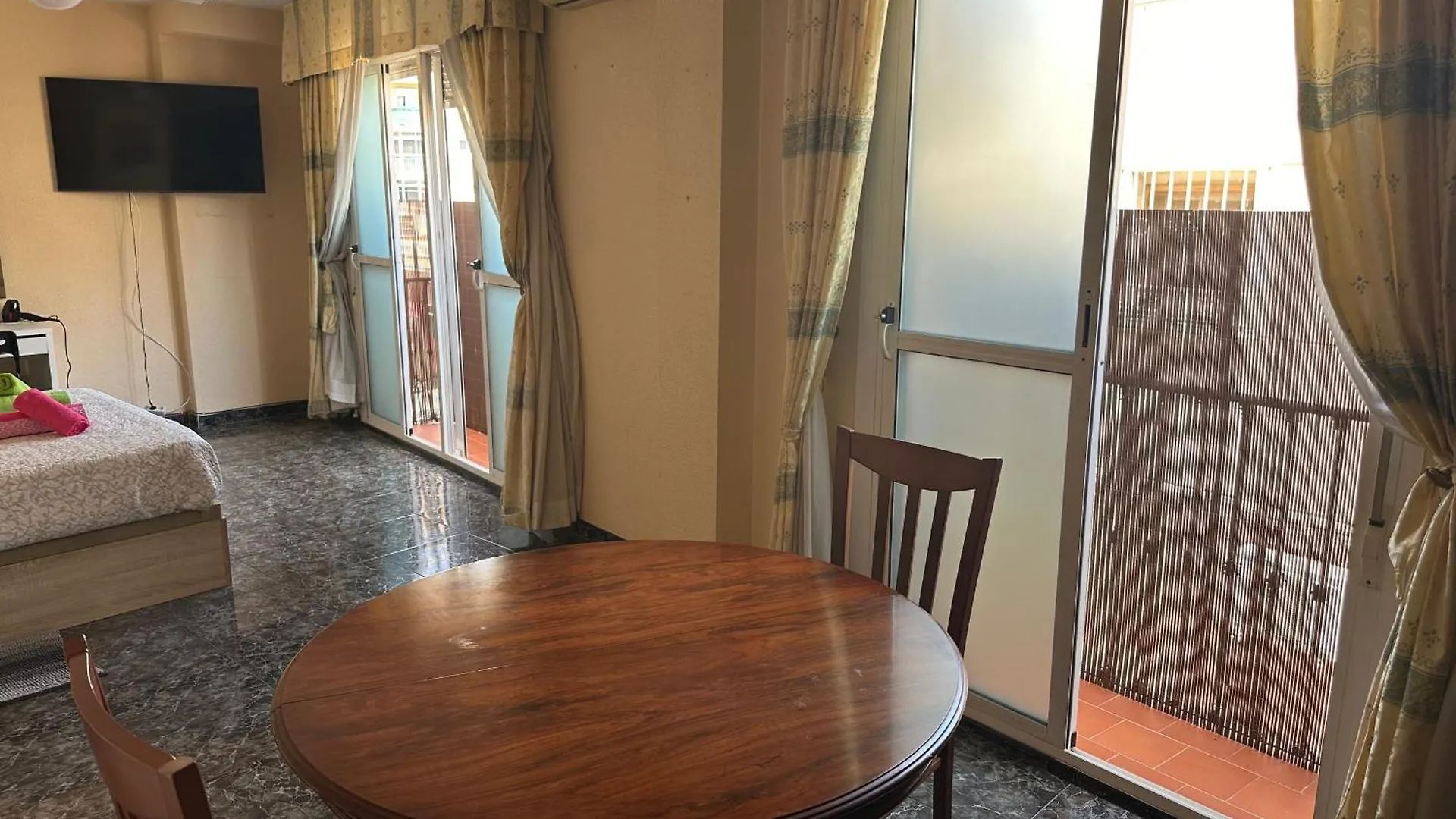 Almeria Centro Habitacion Privada En Apartamento Compartido ספרד