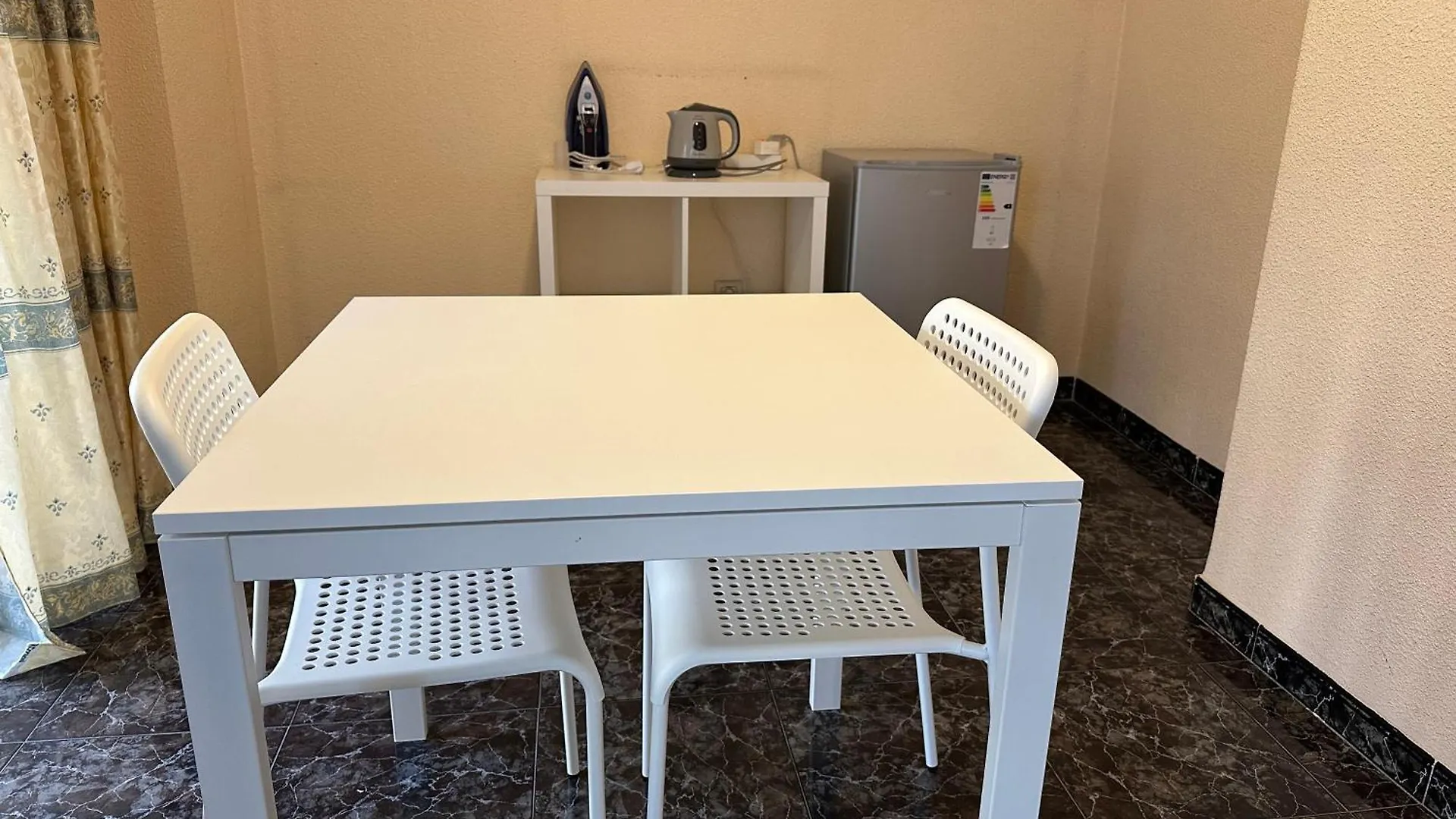 בית אירוח Almeria Centro Habitacion Privada En Apartamento Compartido
