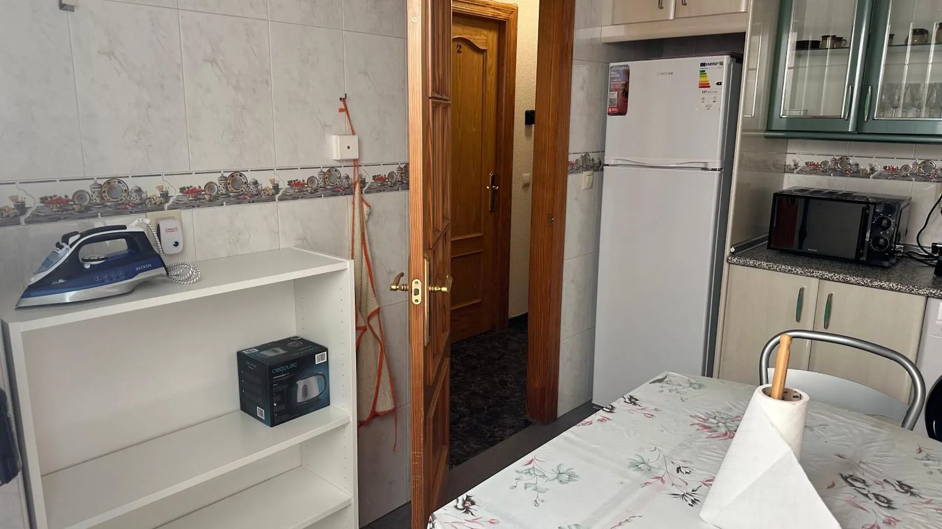 Almeria Centro Habitacion Privada En Apartamento Compartido 0*,