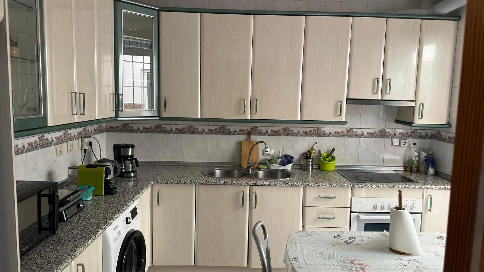 Almeria Centro Habitacion Privada En Apartamento Compartido Privat bolig