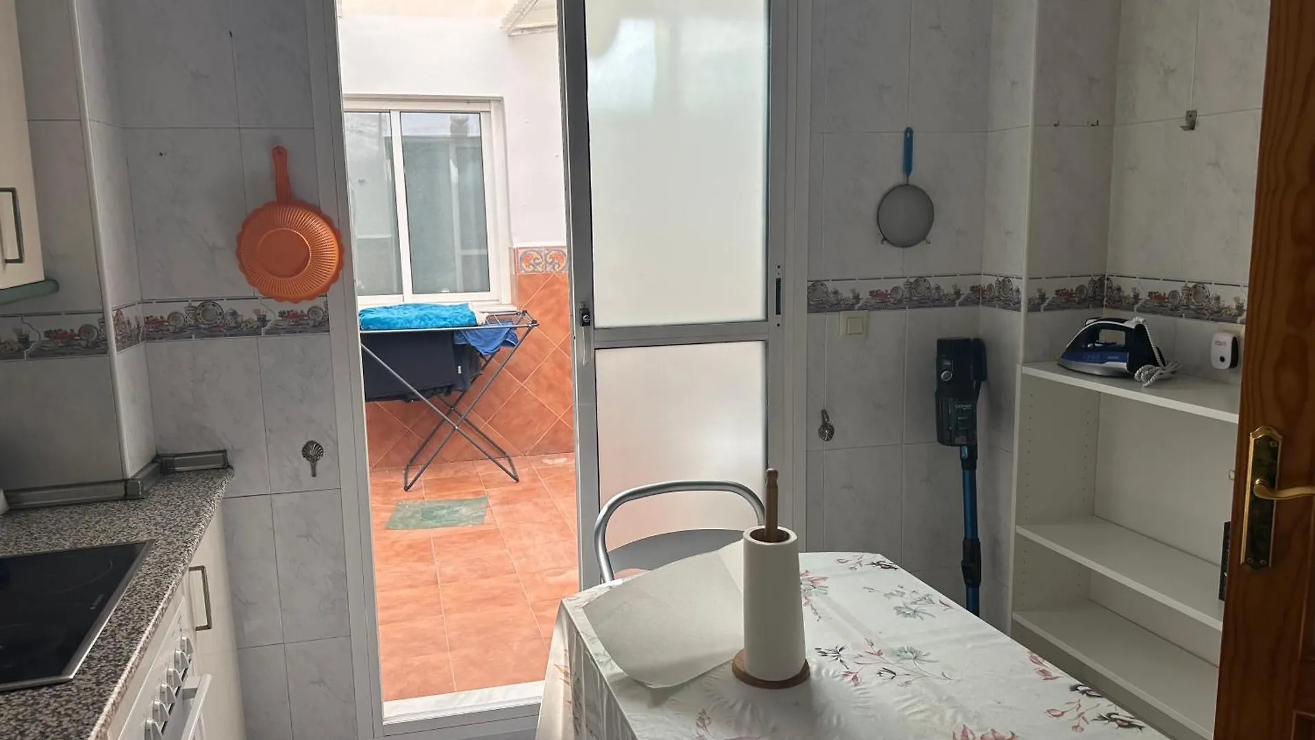 Almeria Centro Habitacion Privada En Apartamento Compartido 0*,