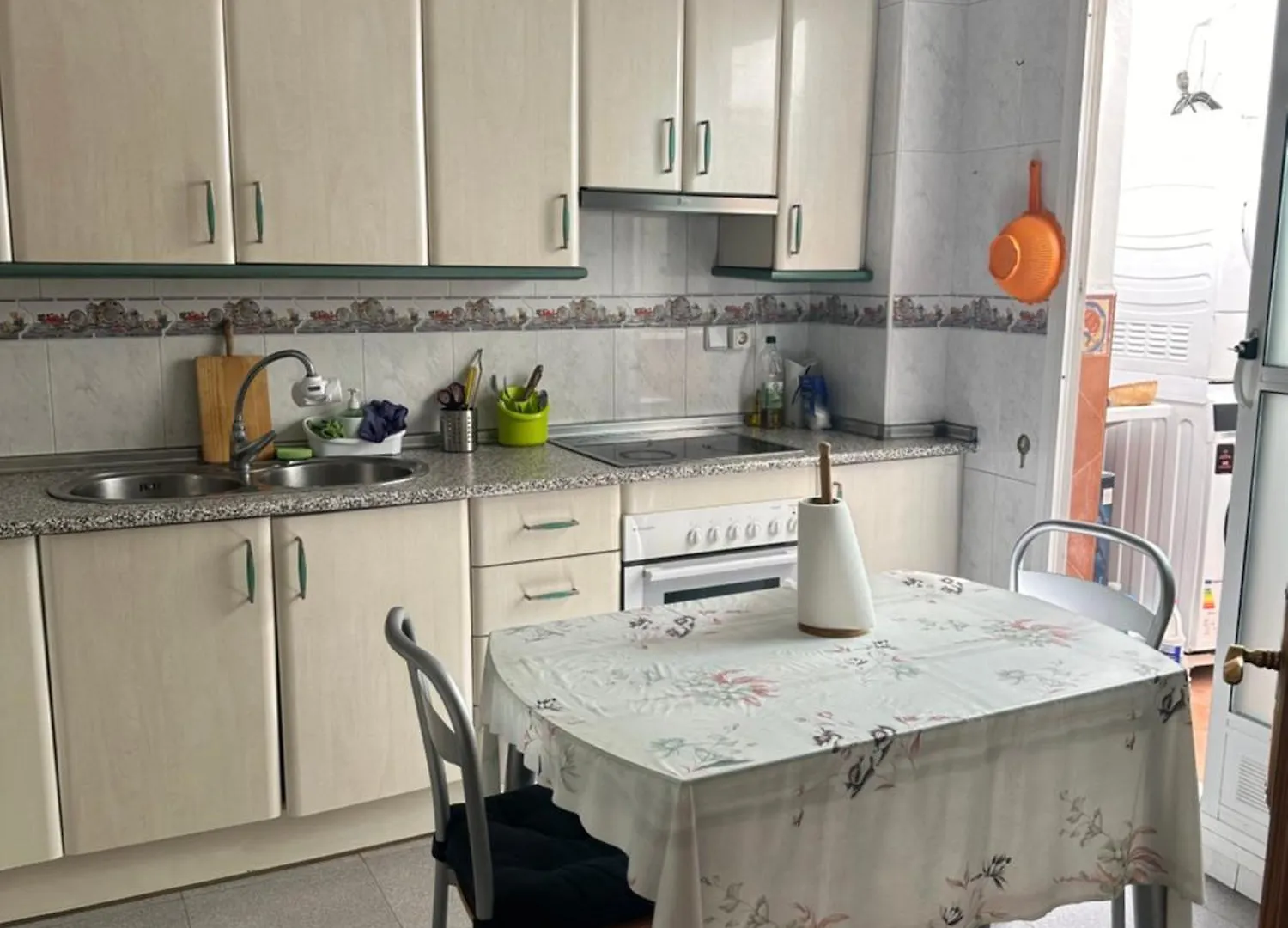 Privat bolig Almeria Centro Habitacion Privada En Apartamento Compartido Spanien