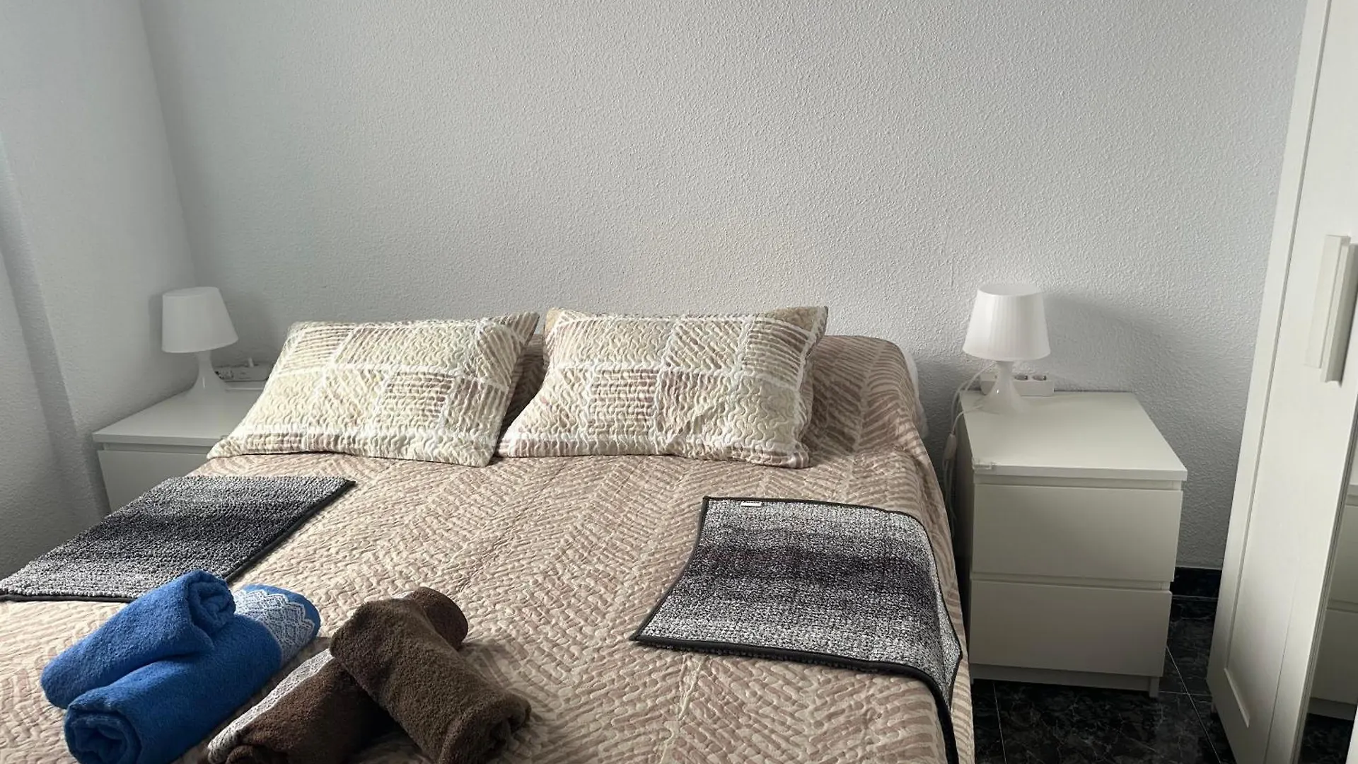 Privat bolig Almeria Centro Habitacion Privada En Apartamento Compartido