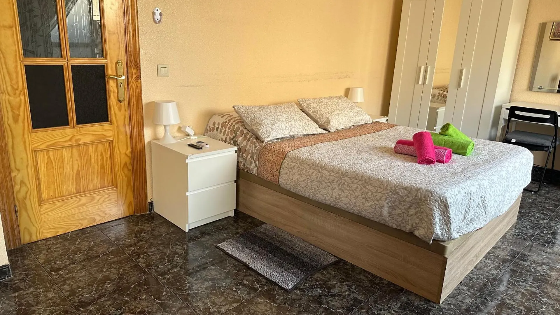 Privat bolig Almeria Centro Habitacion Privada En Apartamento Compartido