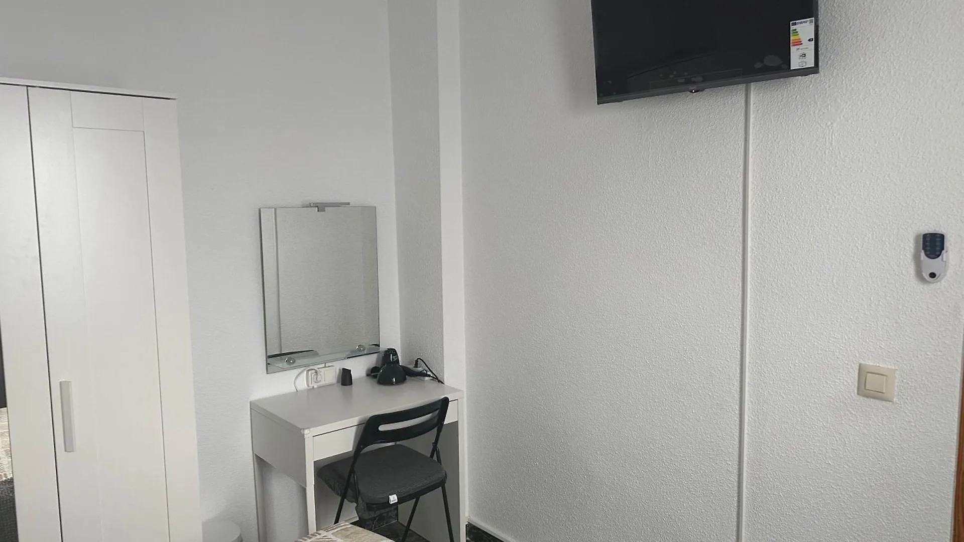 Almeria Centro Habitacion Privada En Apartamento Compartido 0*,  Spanien