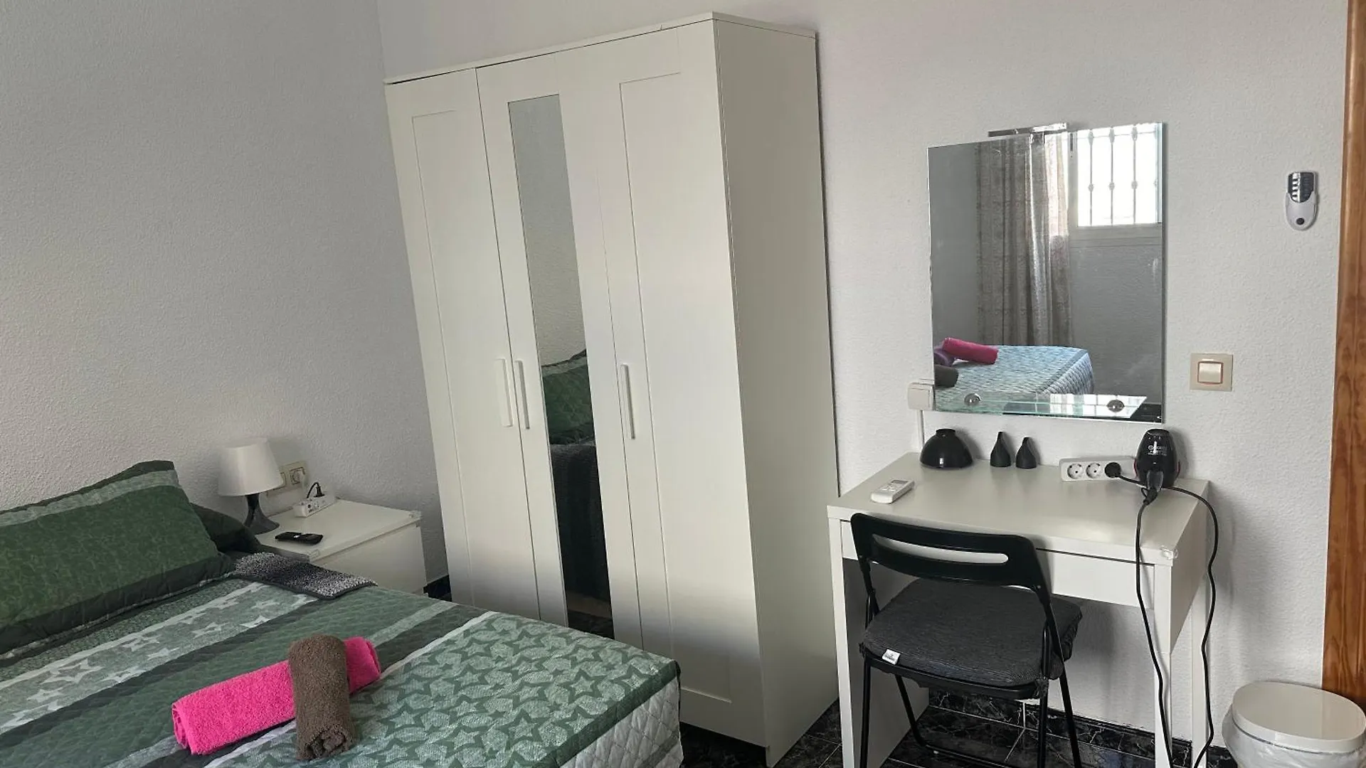 Privat bolig Almeria Centro Habitacion Privada En Apartamento Compartido